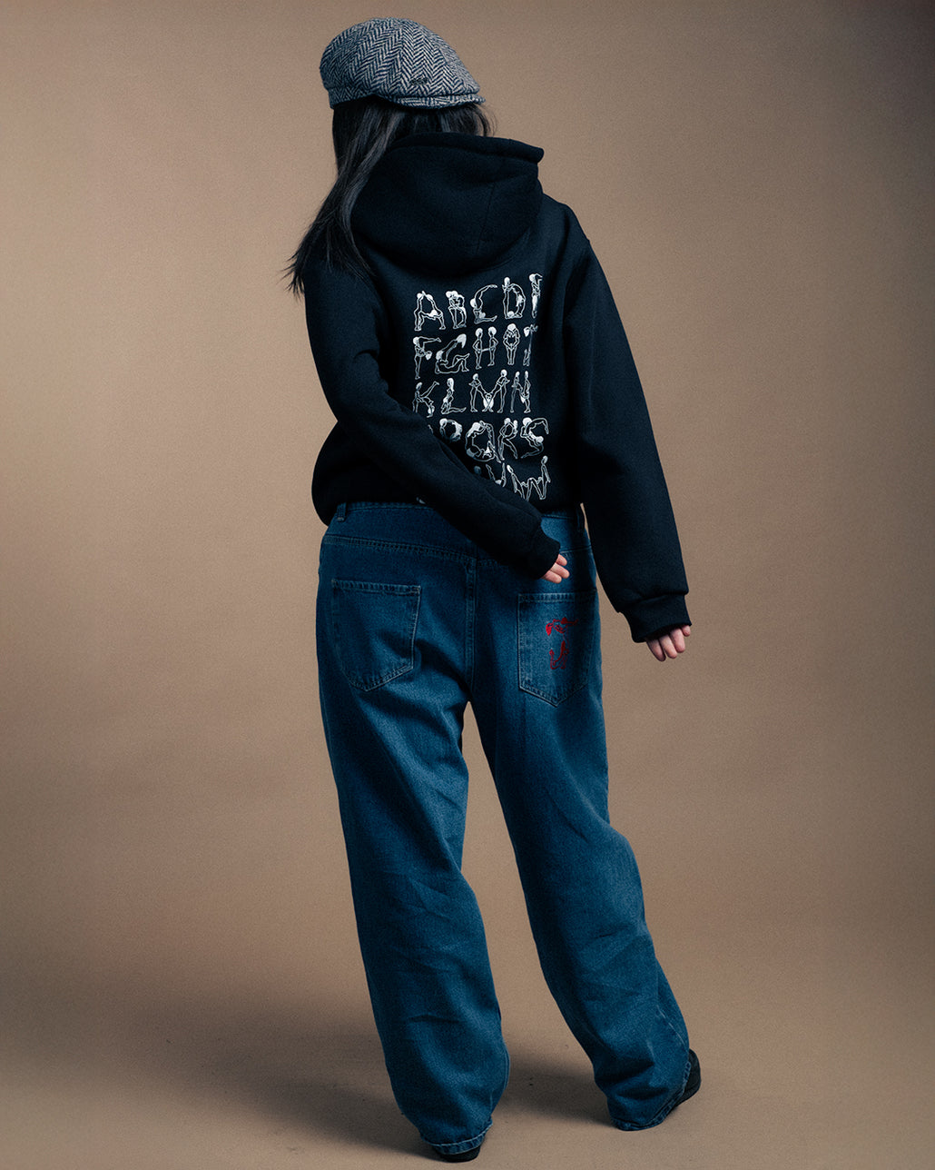 EST*** HOODIE
