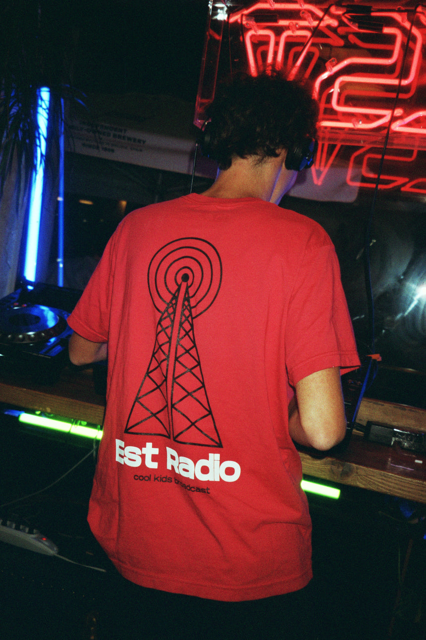 RADIO TEE RED